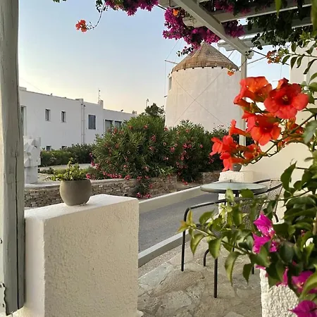 Santanna White Appartement Páros