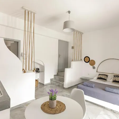 Santanna White Apartament *
