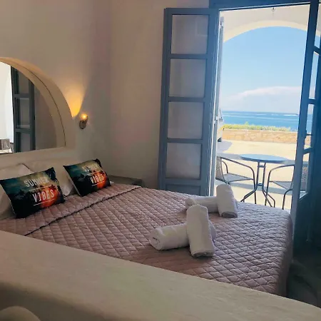 Santanna White Appartement Páros